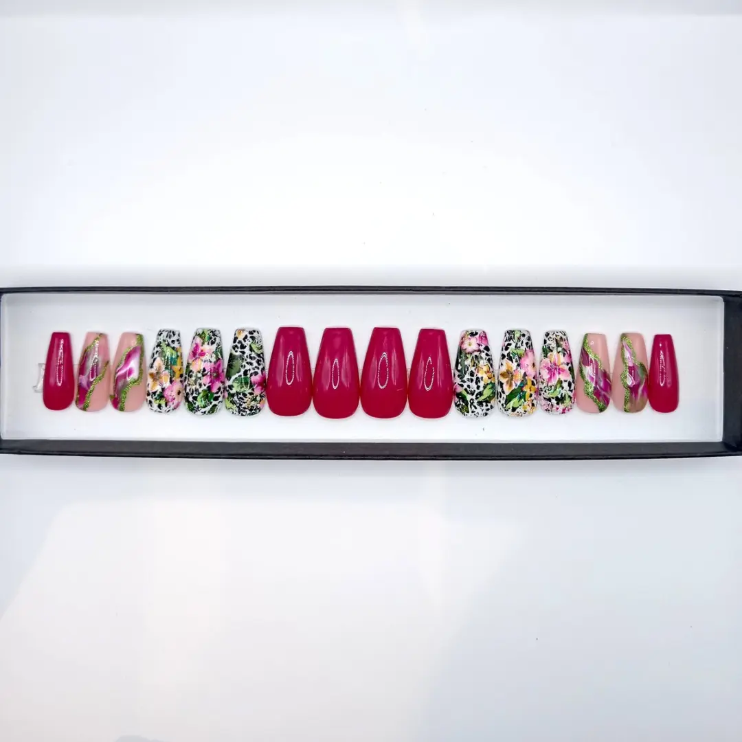 SD Press on Nails No. 31 Overdrive Plaknagels - Lang Coffin - Roze Groen - 20 Stuks
