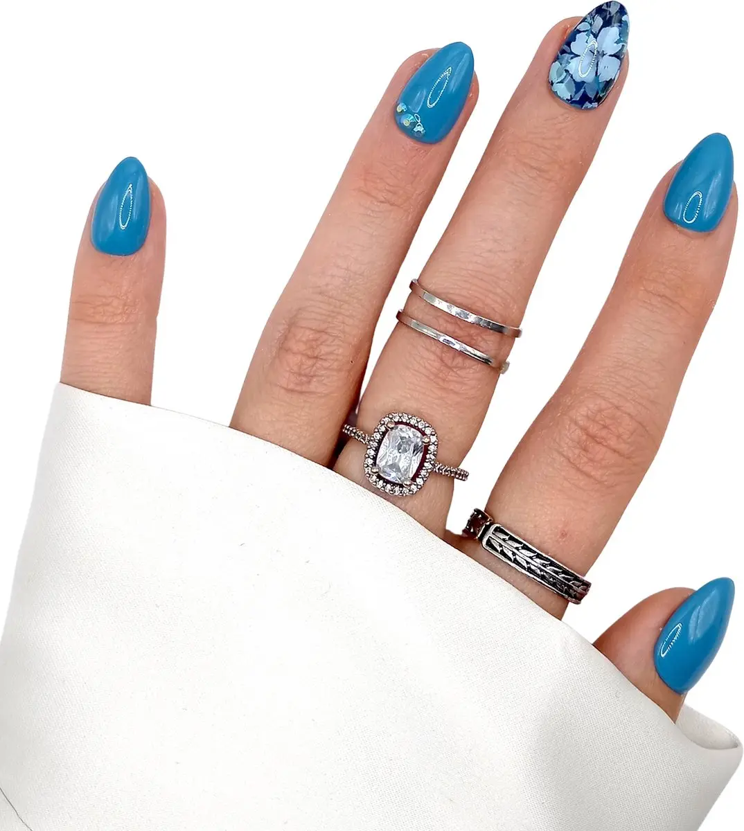 SD Press on Nails B-227 Plaknagels - 20 Stuks - XS Stiletto - Blauw Bloemen Steentjes