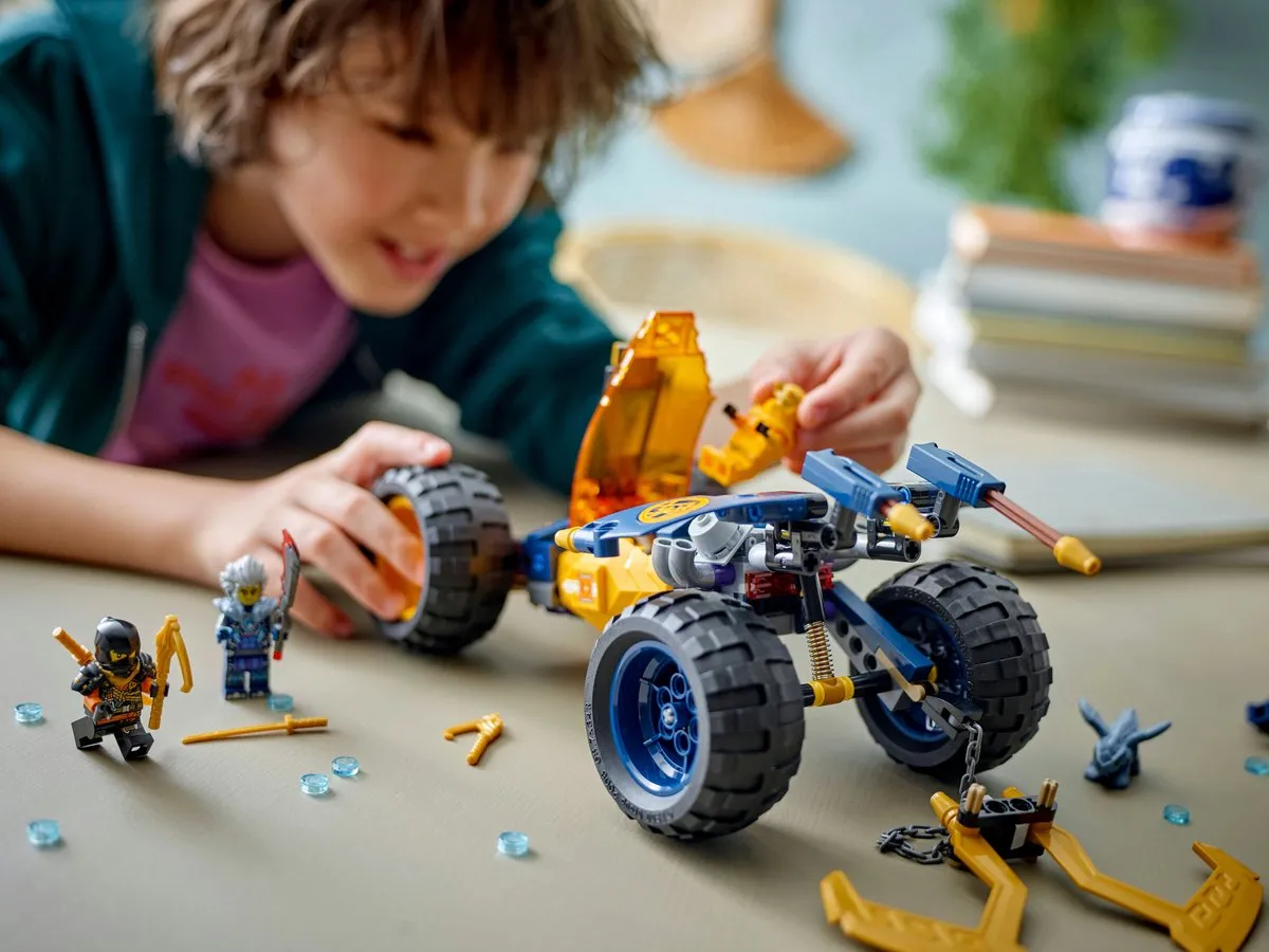 LEGO Ninjago Arins Ninjaterreinbuggy 71811 - 267 Stukken
