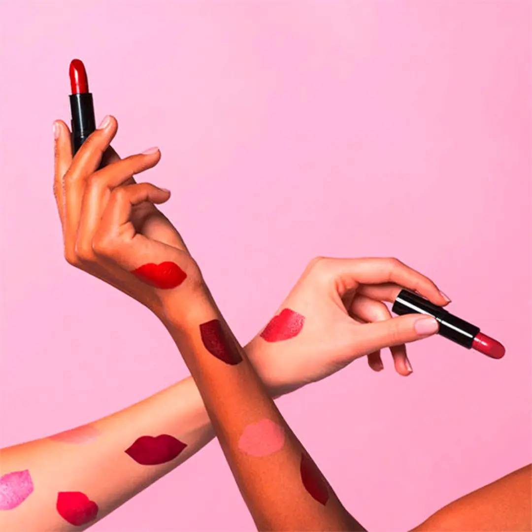 Artdeco Perfect Color Lipstick 823 Red Grape - 4g