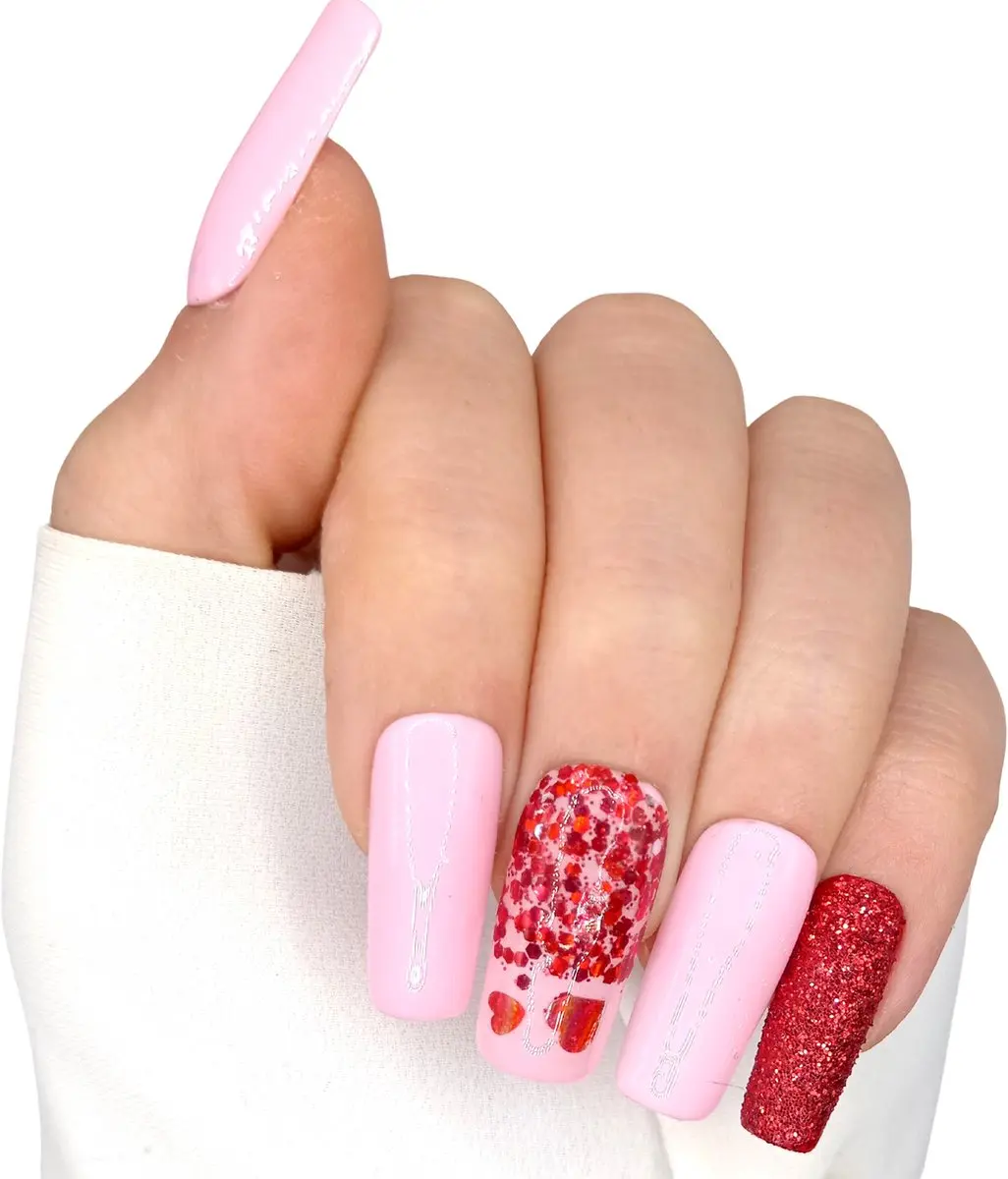 SD Press on Nails Love is in the Air Plaknagels - Roze Rood Hartjes - 20 Stuks