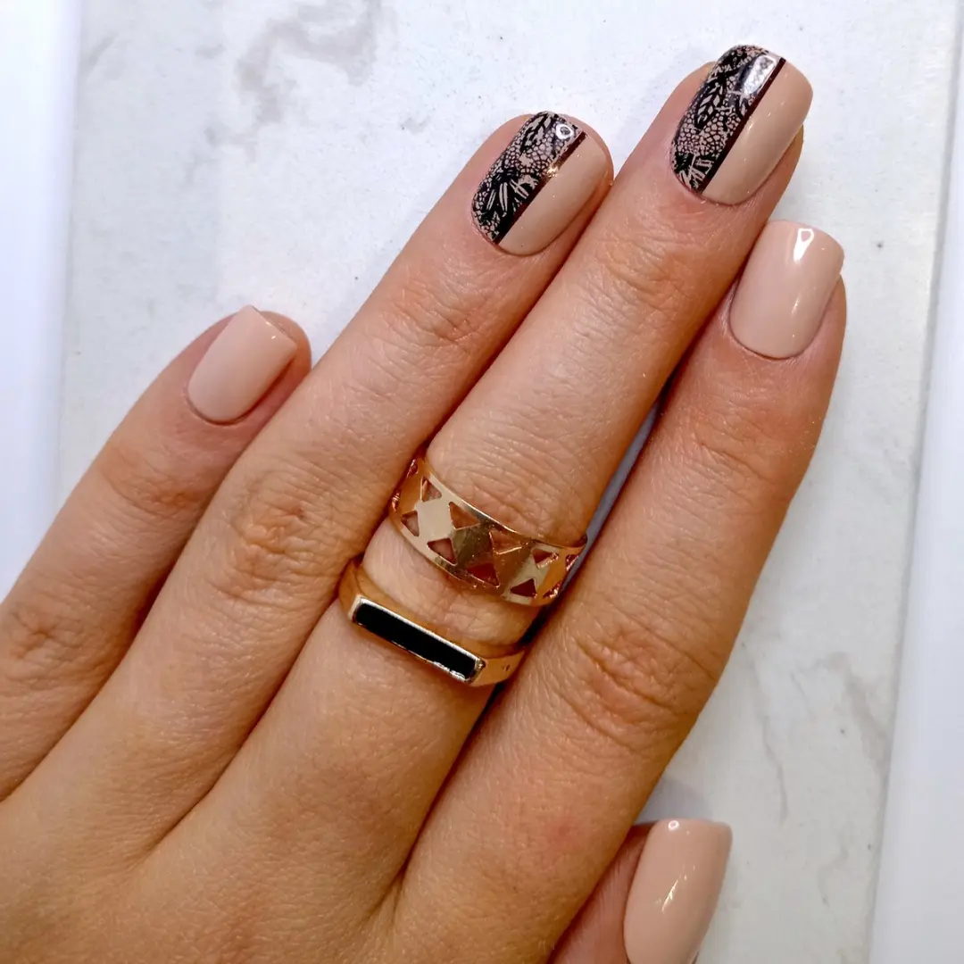 SD Press on Nails B25 Nude Lace Plaknagels - 20 Stuks