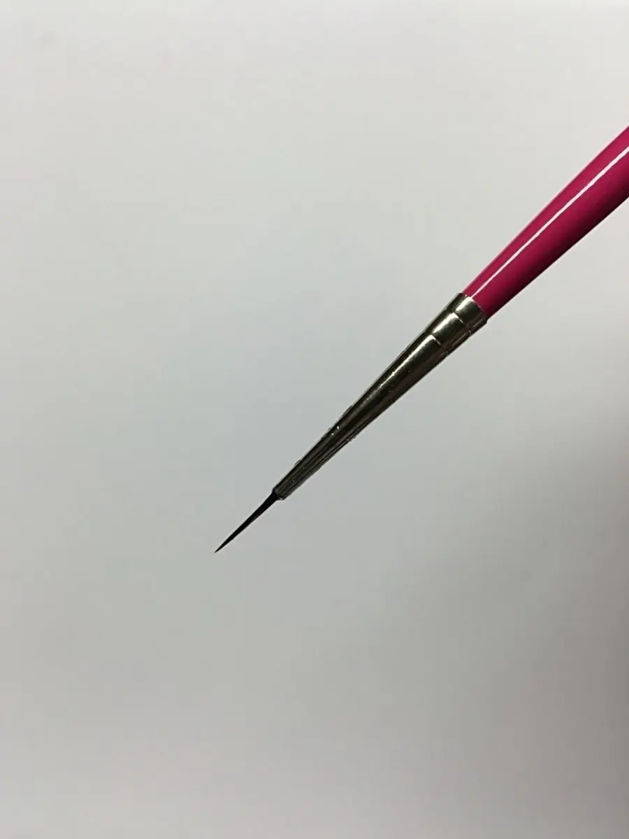 Korneliya Penseel Universal Liner Roze