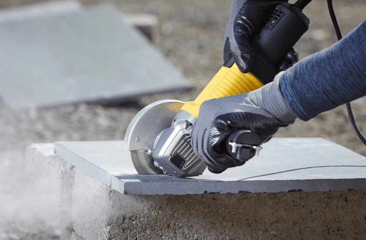 Stanley FATMAX FMEG210K Haakse Slijper 115mm 850W - met Koffer