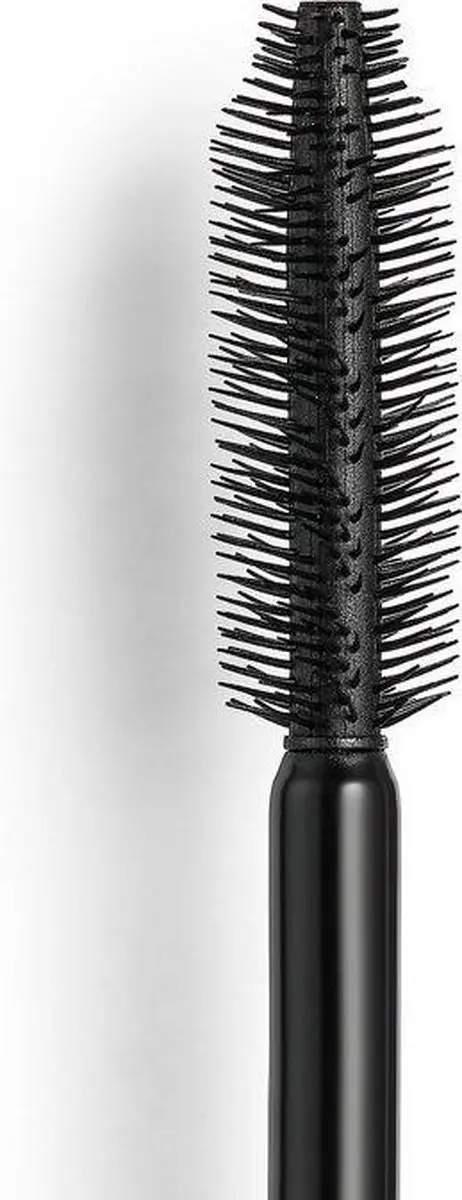 Makeup Revolution Wispy Lash Mascara 8ml - Zwart