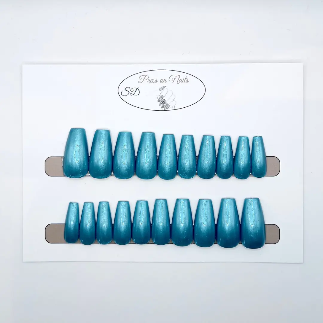 SD Press on Nails B-99 Plaknagels Metallic Blauw - 20 Stuks