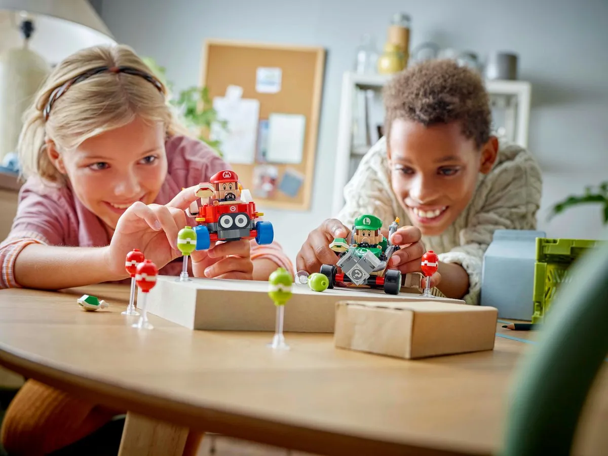 LEGO Mario Kart Baby Mario vs Baby Luigi 72034 - 321 Stukken