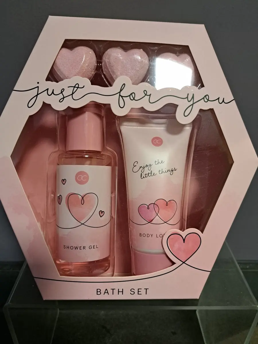 Accentra Rozen Bath Set