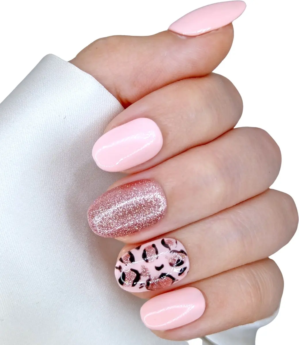 SD Press on Nails Wild Nude Pink Leopard Nagelset
