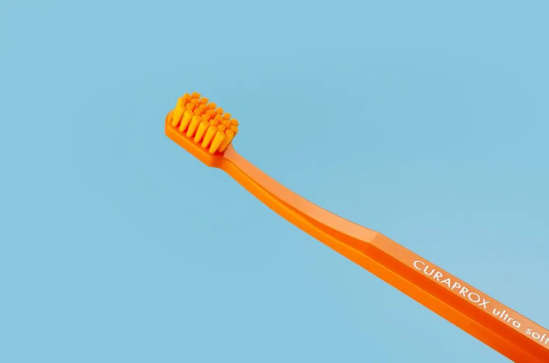 Curaprox Tandenborstel Kids - 3 Stuks Oranje - afbeelding 6 van 6