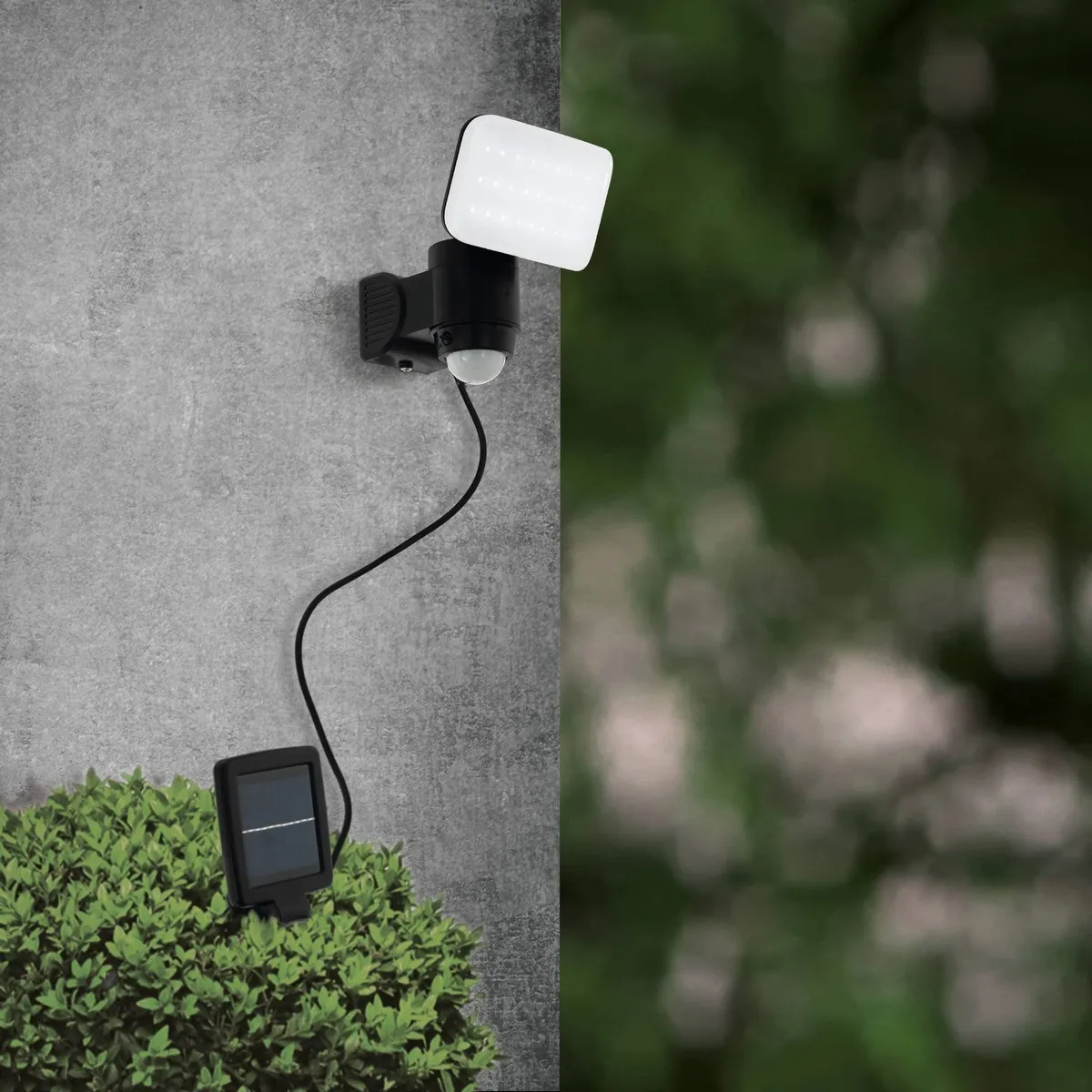 Eglo Casabas Buiten LED Solar Wandlamp - Zwart - afbeelding 6 van 6