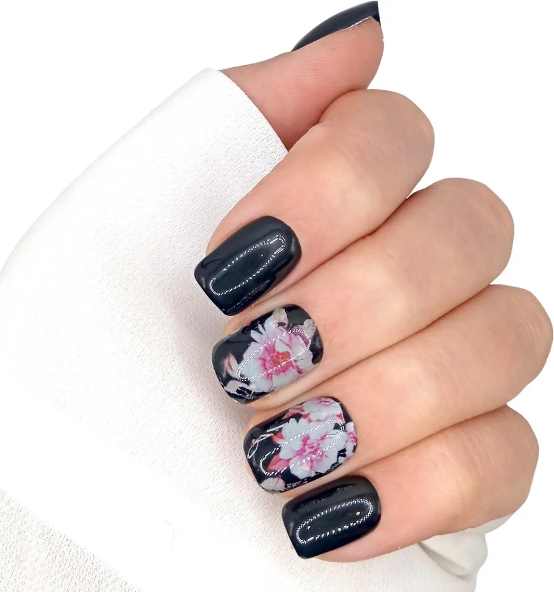 SD Press on Nails B132 Zwart Bloemen Nagelset - 20 Stuks