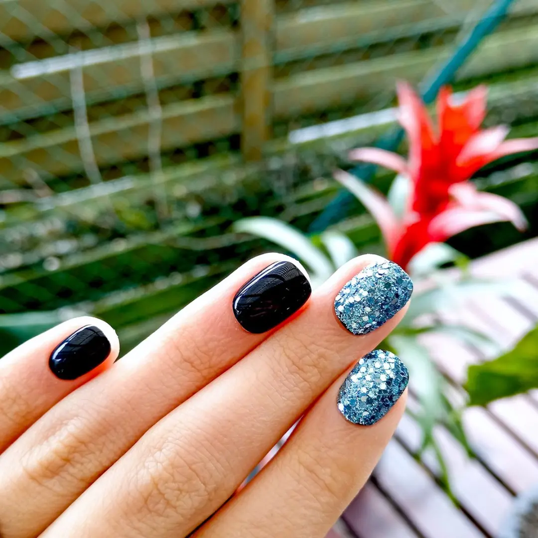 SD Press on Nails B-138 Plaknagels - 20 Stuks - Zwart Blauw Glitter
