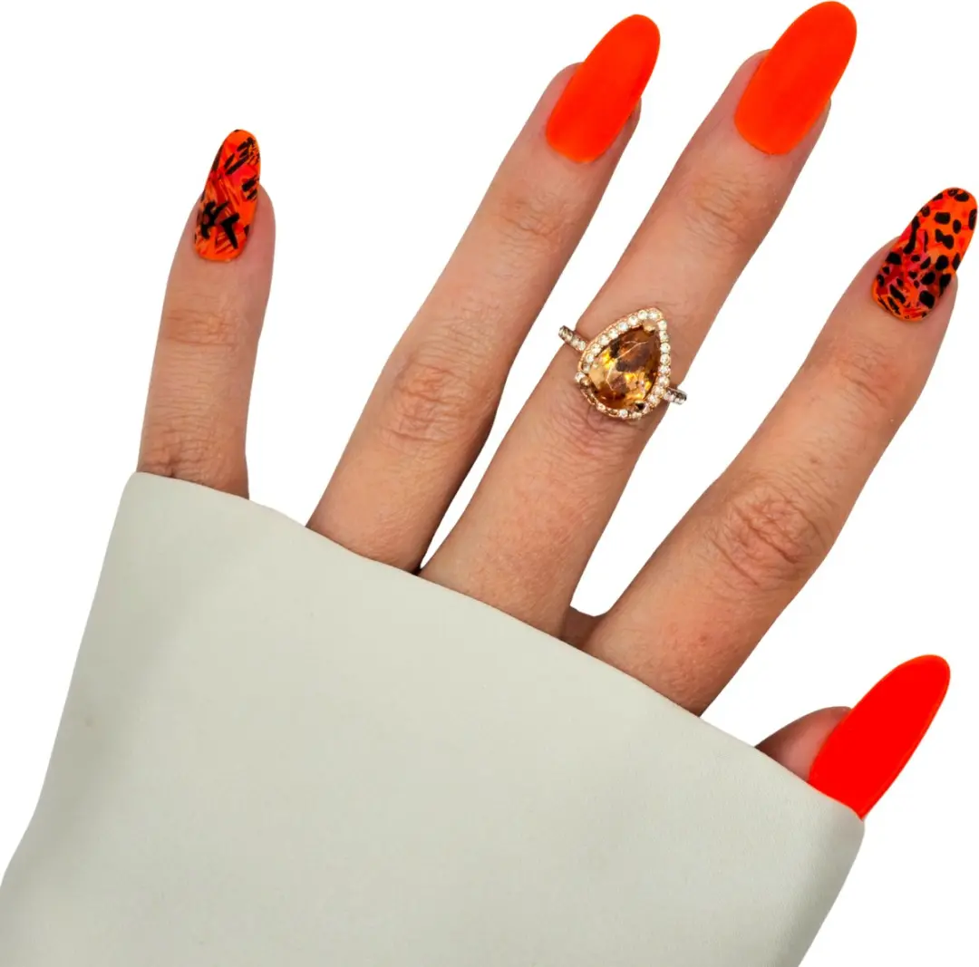 SD Press on Nails B-279 Plaknagels Matte Oranje met print - 20 Stuks