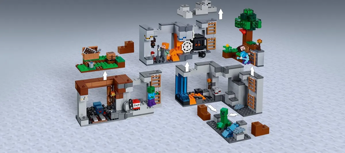 LEGO Minecraft Bedrock Avonturen 21147 - 644 Stenen - 2 Minifiguren