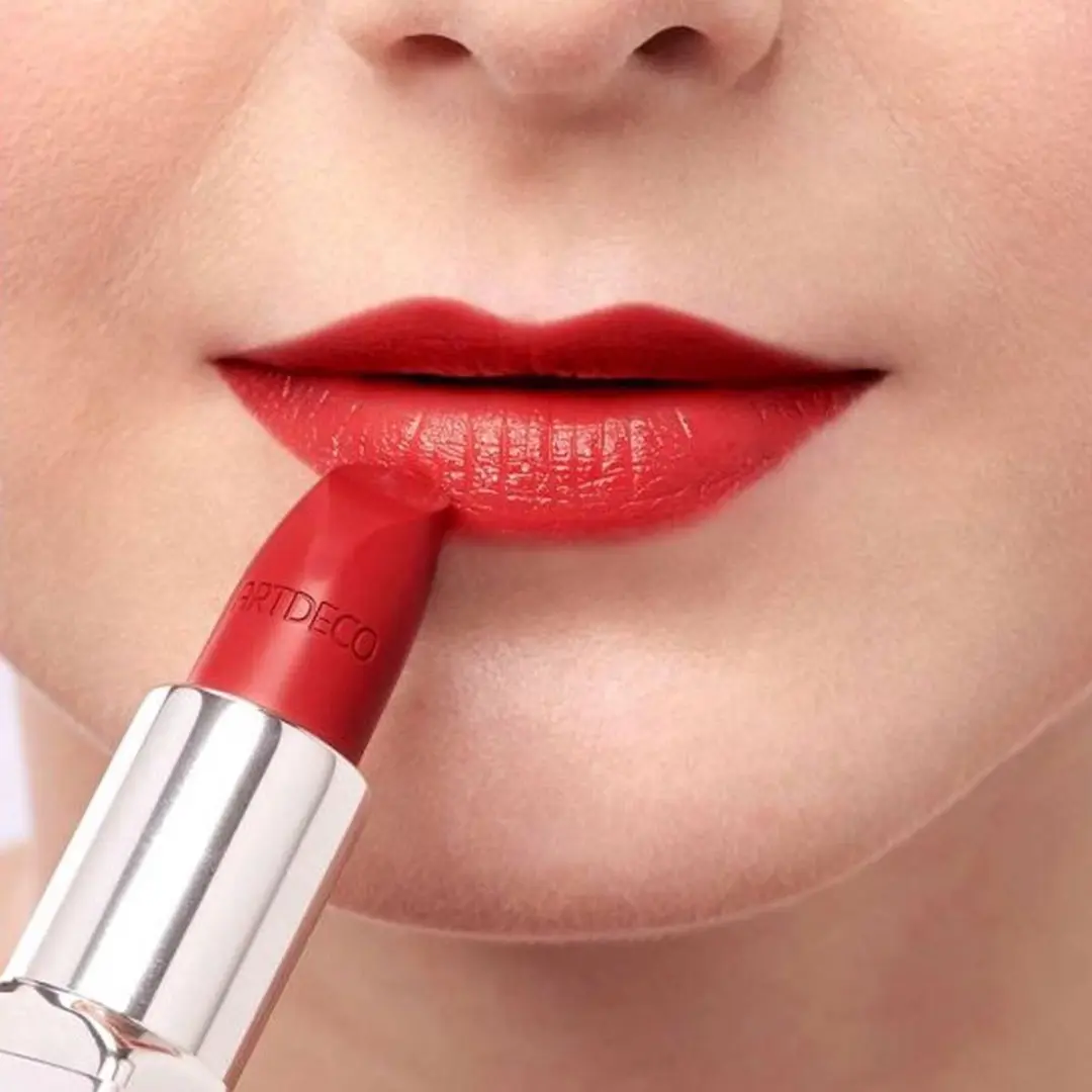 Artdeco High Performance Lipstick 428 Red Fire - 4g