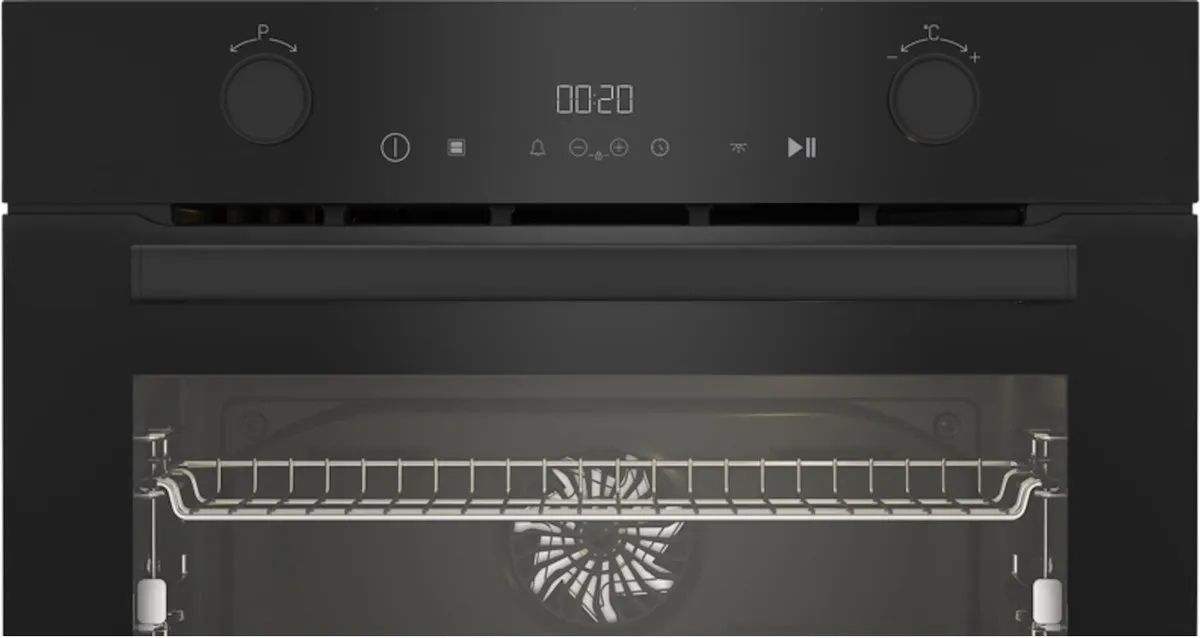 Beko BBVM17400BDS Inbouwoven 72L - Zwart