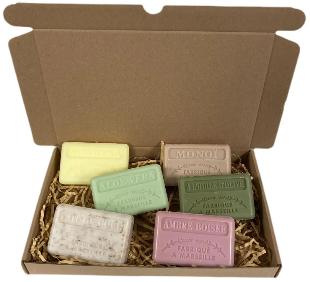 Savon de Marseille Zeepcadeau 6 Stuks - 750g - Mimosa/Aloë/Lait de Coco/Monoi/Huile d'Olive/Ambre Boisé