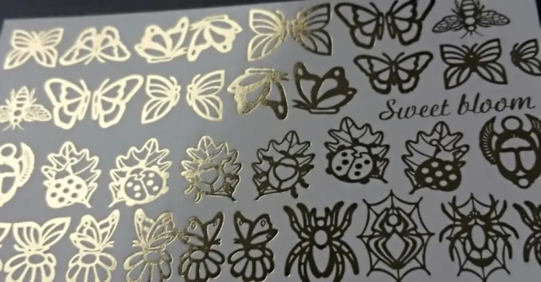 Korneliya Folie Decal Goud
