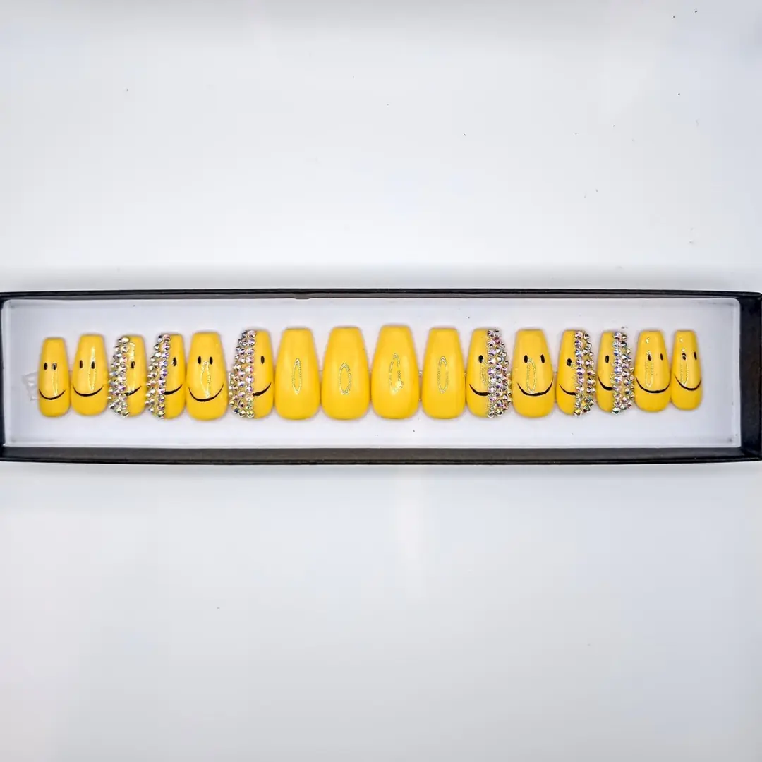 SD Press on Nails Luxury's No. 165 Return of the Smiley - Geel - 20 Stuks