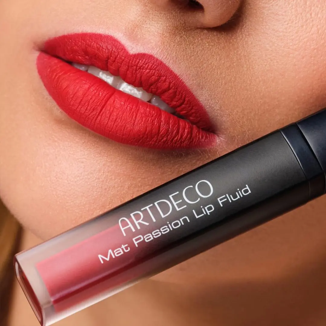 Artdeco Matte Passion Lip Fluid 42 Boho Red - 3ml