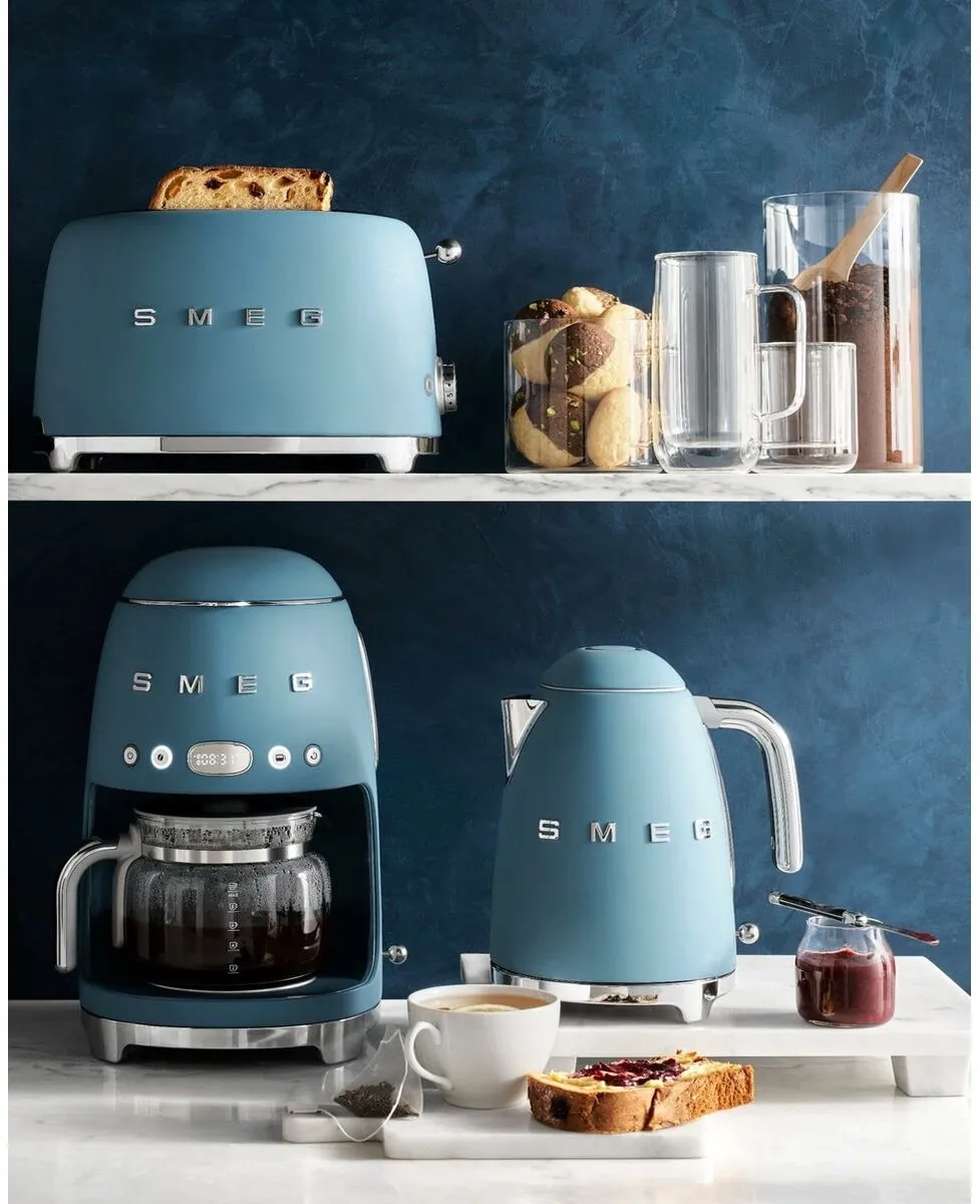 Smeg DCF02SBMEU Filterkoffiemachine Storm Blue - 10 Kopjes