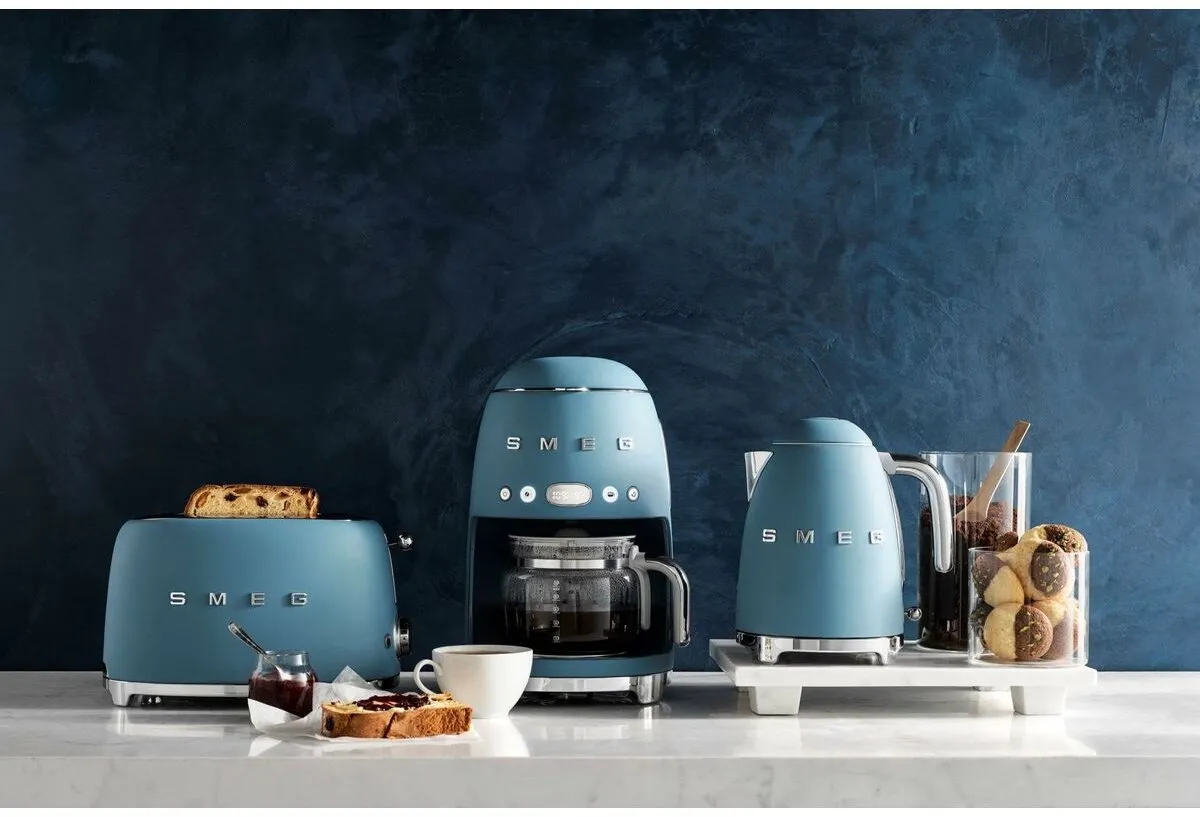 Smeg DCF02SBMEU Filterkoffiemachine Storm Blue - 10 Kopjes