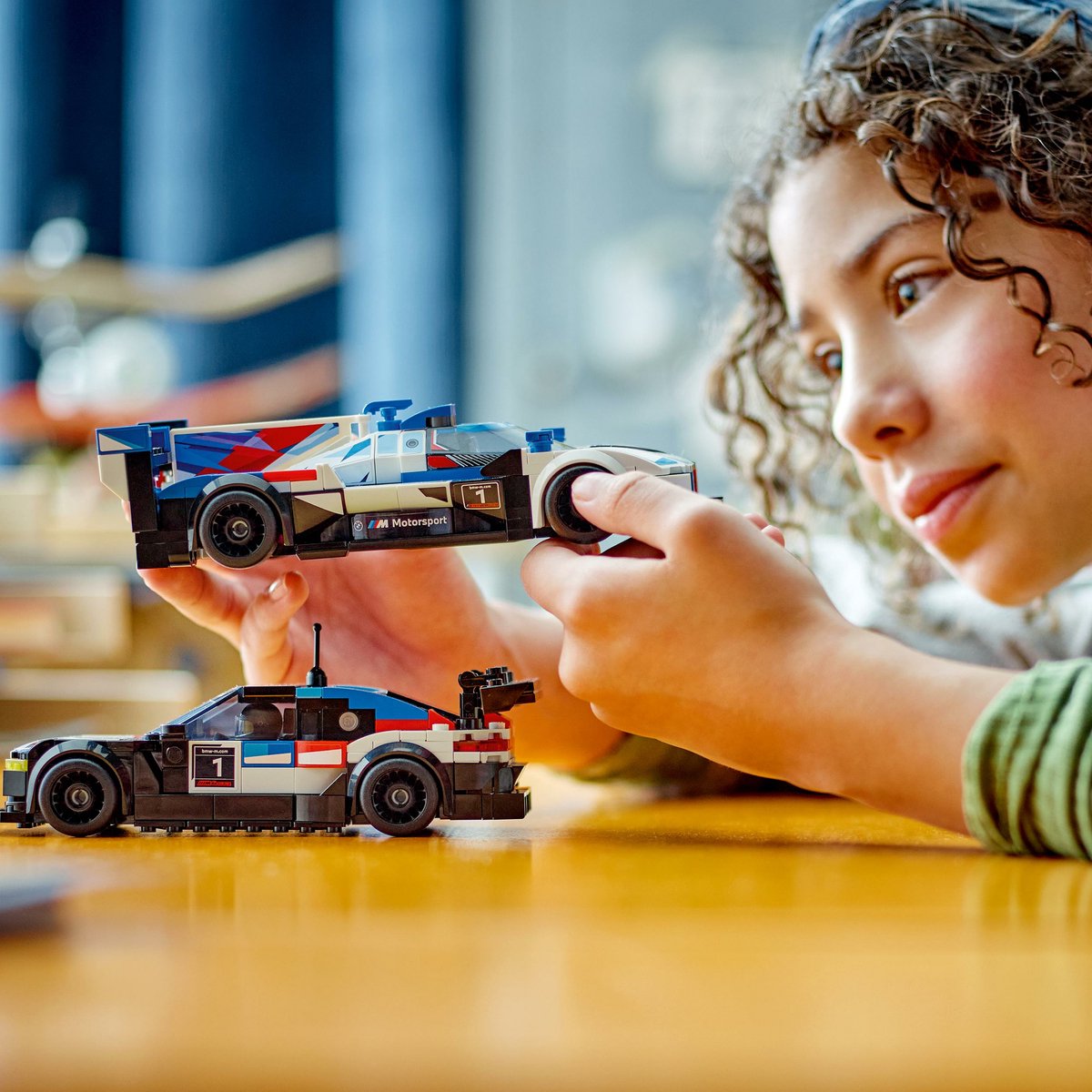 LEGO Speed Champions BMW M4 GT3 & BMW M Hybrid V8 racewagens - 76922