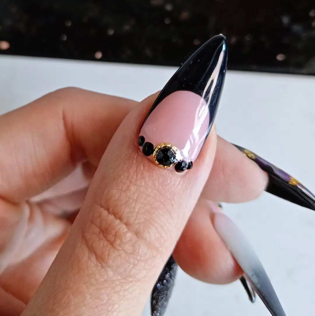 SD Press on Nails No. 117 Bewitched XL Stiletto - Paars-Zwart - 20 Stuks
