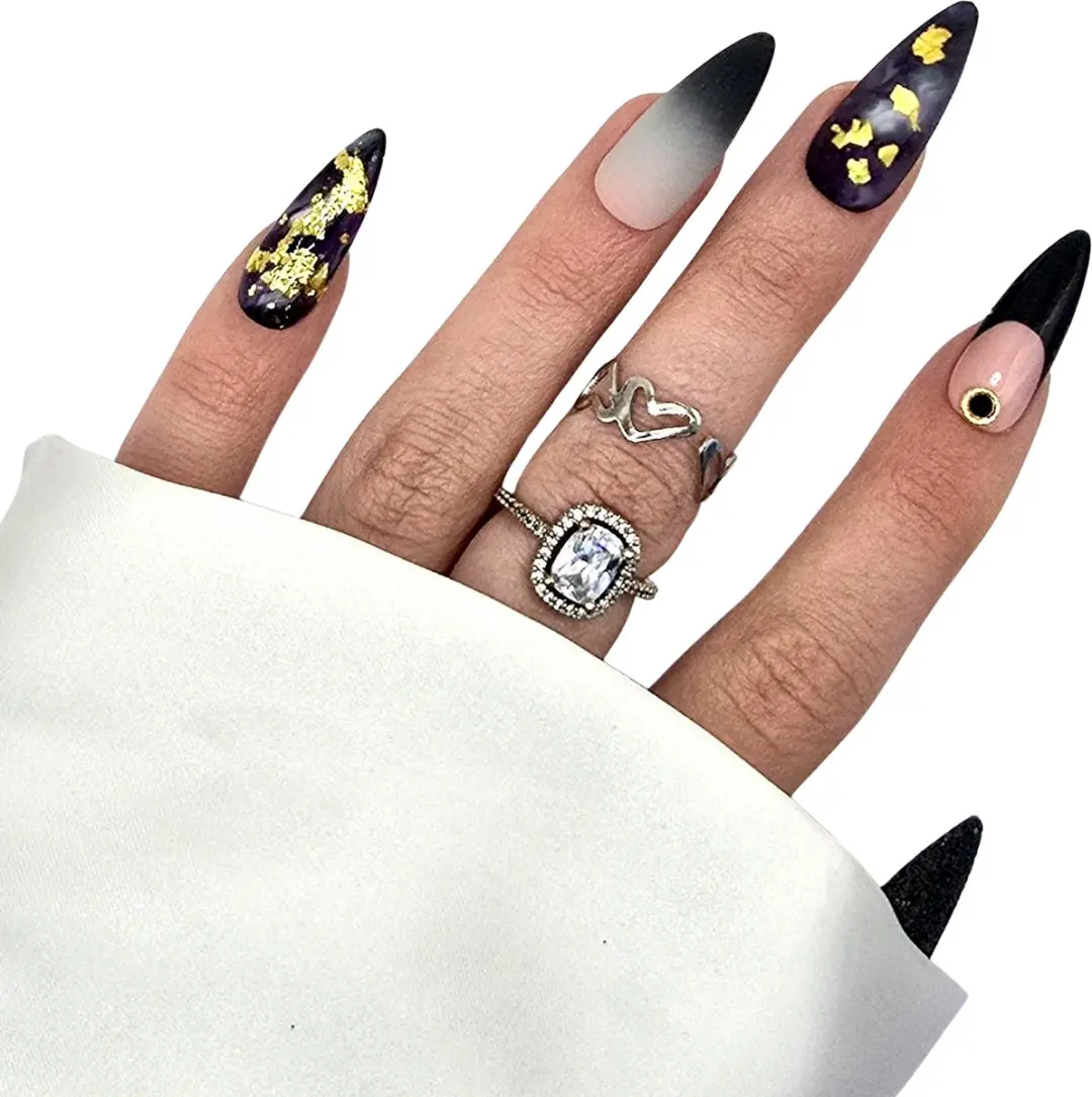 SD Press on Nails No. 117 Bewitched XL Stiletto - Paars-Zwart - 20 Stuks