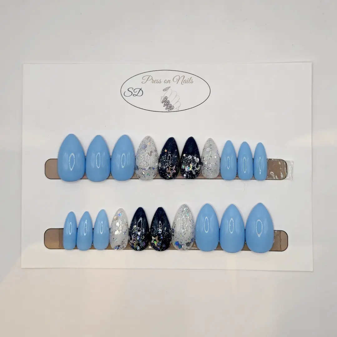 SD Press on Nails B177 Plaknagels - Medium Stiletto - Blauw Glitter - 20 Stuks