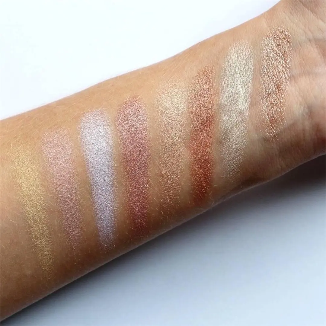Makeup Revolution Ultra Strobe & Light Palette - 8 Stuks