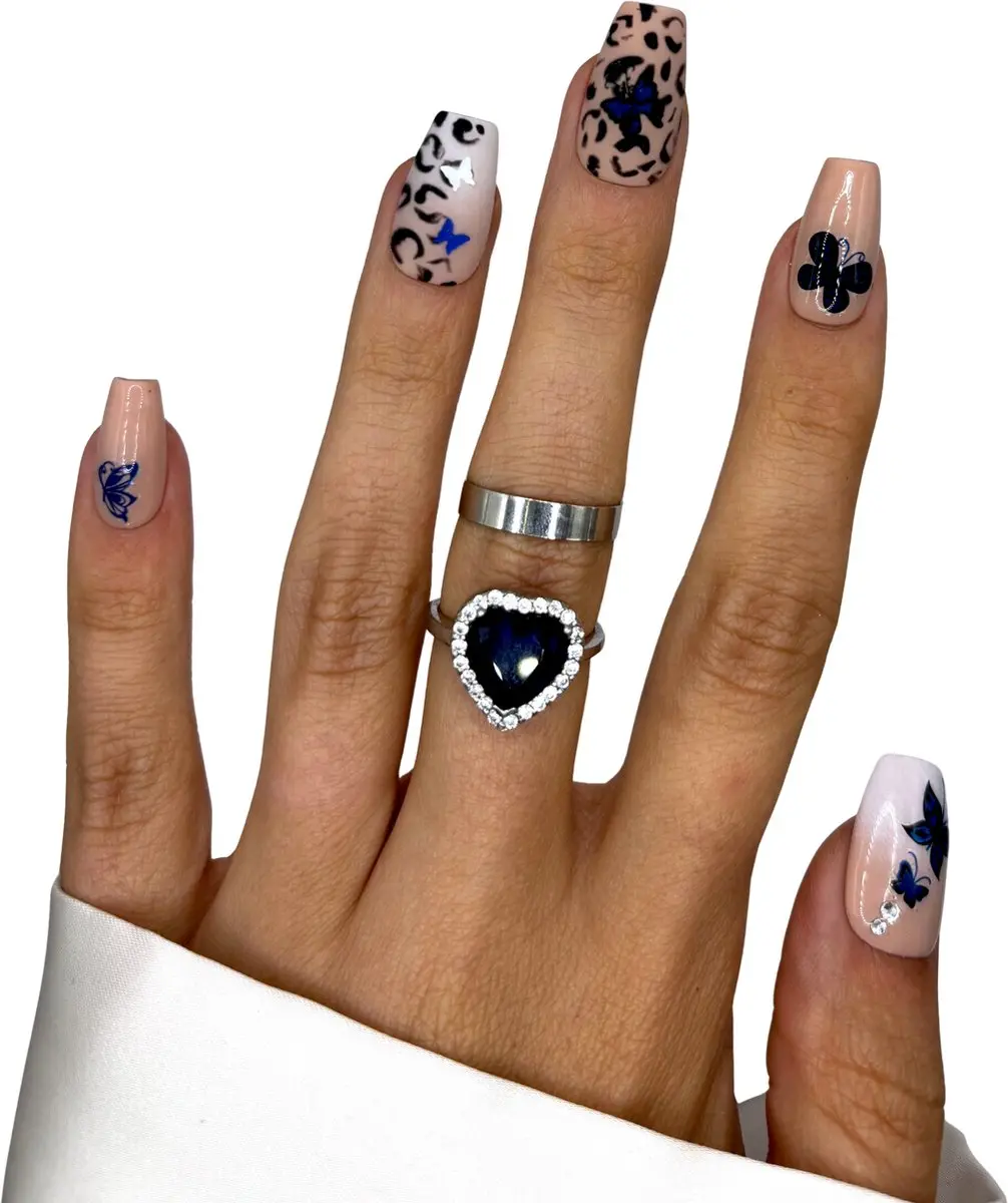 SD Press on Nails No. 47 Mariposa Plaknagels - 20 Stuks - Nude Blauw Vlinders