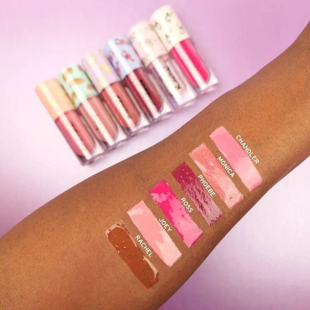 Makeup Revolution Joey Pout Bomb Lipgloss - Nude 46ml