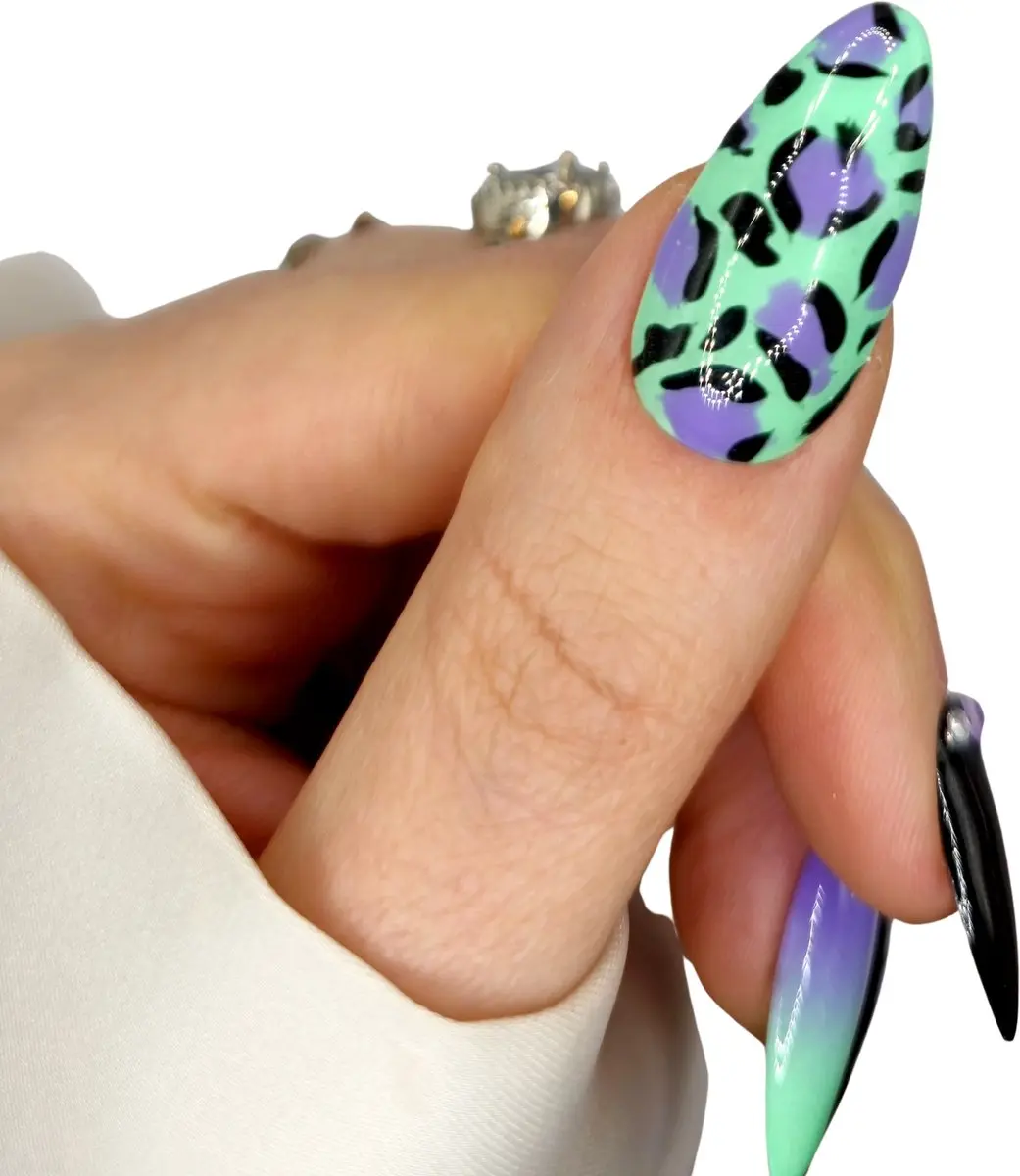 SD Press on Nails No. 164 Custom Kicks Plaknagels - 20 Stuks - Pastel Stiletto