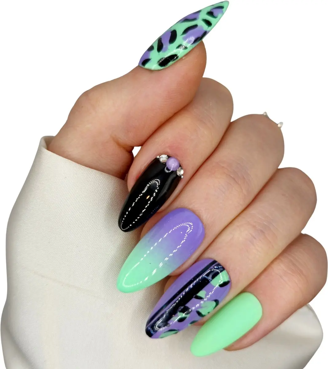 SD Press on Nails No. 164 Custom Kicks Plaknagels