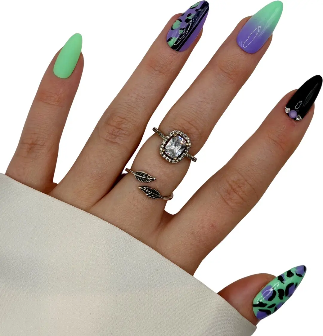 SD Press on Nails No. 164 Custom Kicks Plaknagels - 20 Stuks - Pastel Stiletto