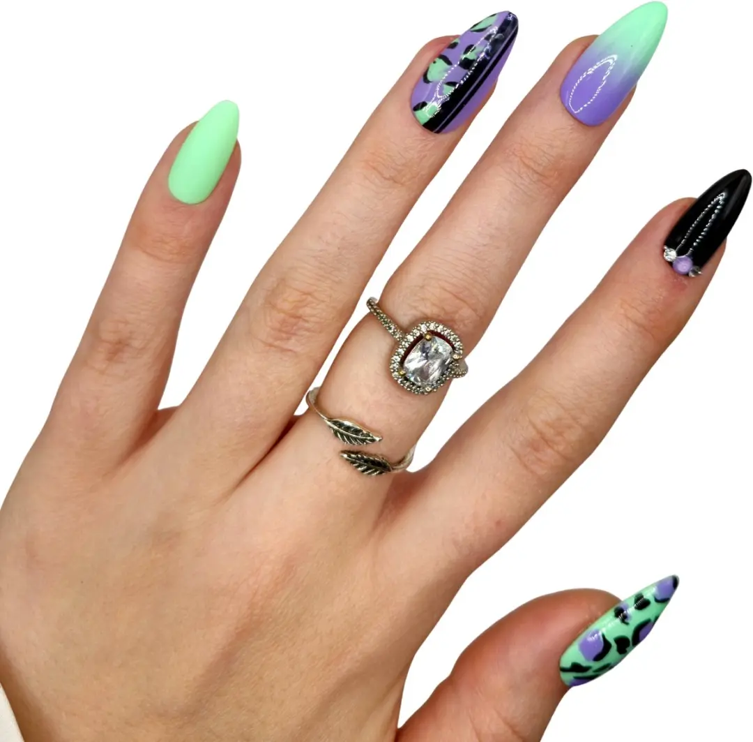 SD Press on Nails No. 164 Custom Kicks Plaknagels - 20 Stuks - Pastel Stiletto