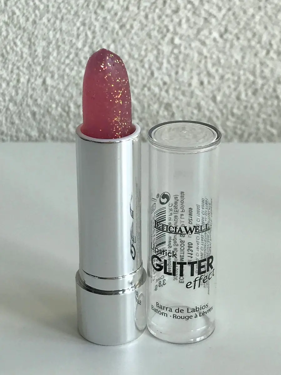 Leticia Well Glitter Lipstick 12