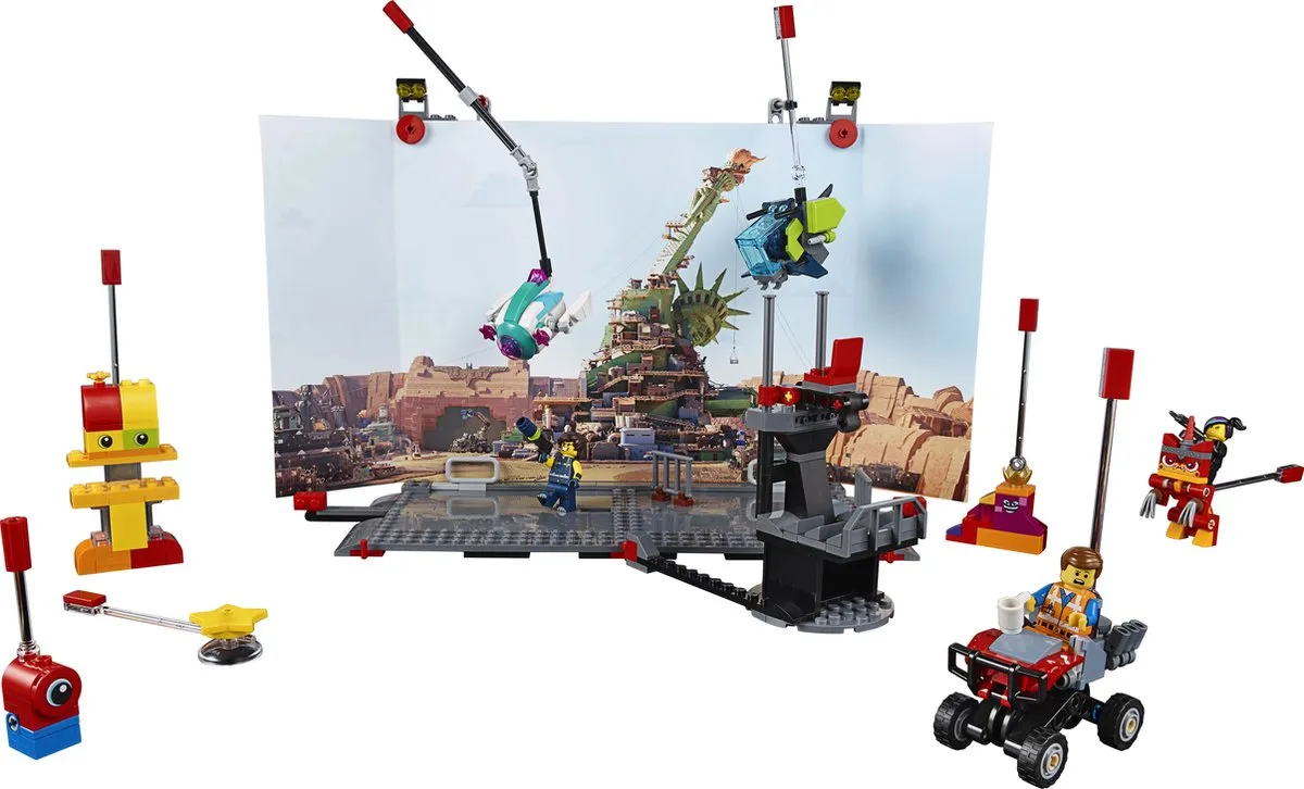 LEGO The Movie 2 Movie Maker 70820 - 482 Stukken - 9 Minifiguren