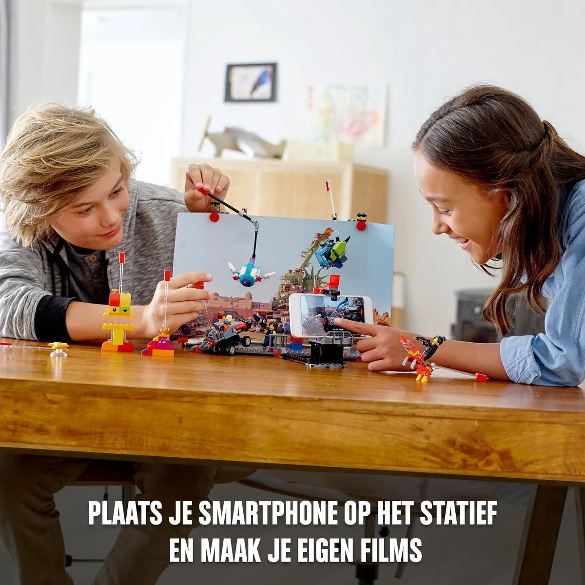 LEGO The Movie 2 Movie Maker 70820 - 482 Stukken - 9 Minifiguren - afbeelding 6 van 6