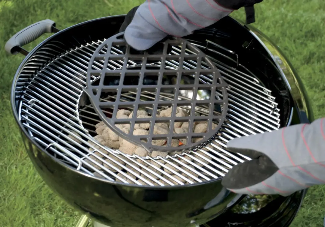 Weber Gourmet Sear Grate Grillrooster 8834 - Zwart