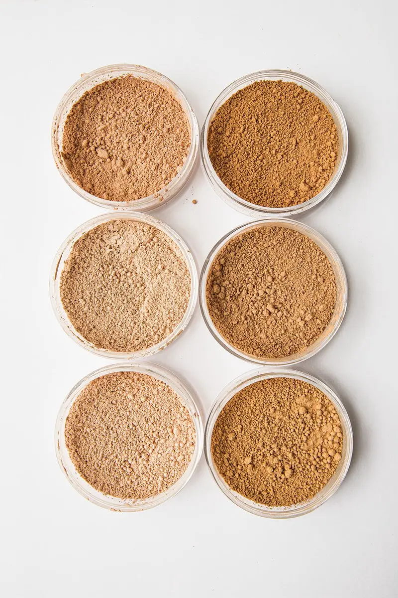 Cent Pur Cent Loose Mineral Foundation 8.0 - 6g - SPF 20 - Donkere huidskleur - afbeelding 6 van 6