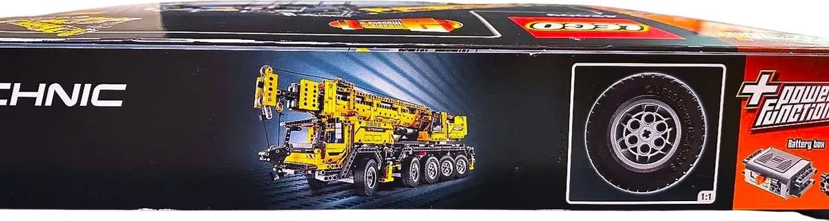 LEGO Technic Mobiele Kraan MK II 42009 - 2606 Stukken - afbeelding 4 van 6