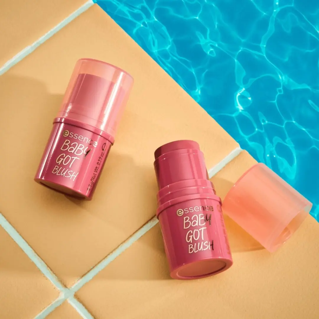 Essence Baby Got Blush 40 Sweets & Roses - 5,5 gr Roze