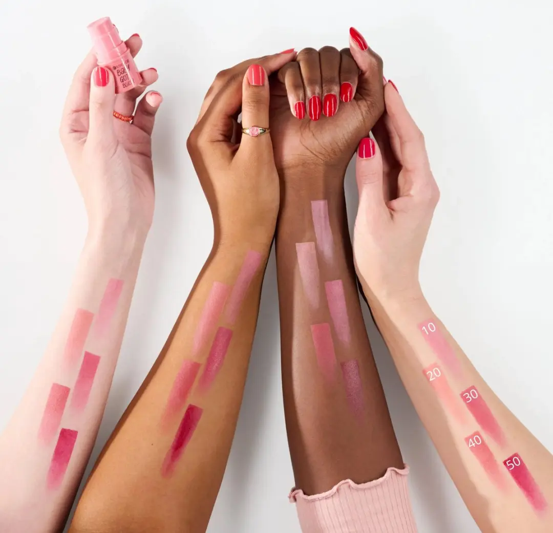 Essence Baby Got Blush 40 Sweets & Roses - 5,5 gr Roze