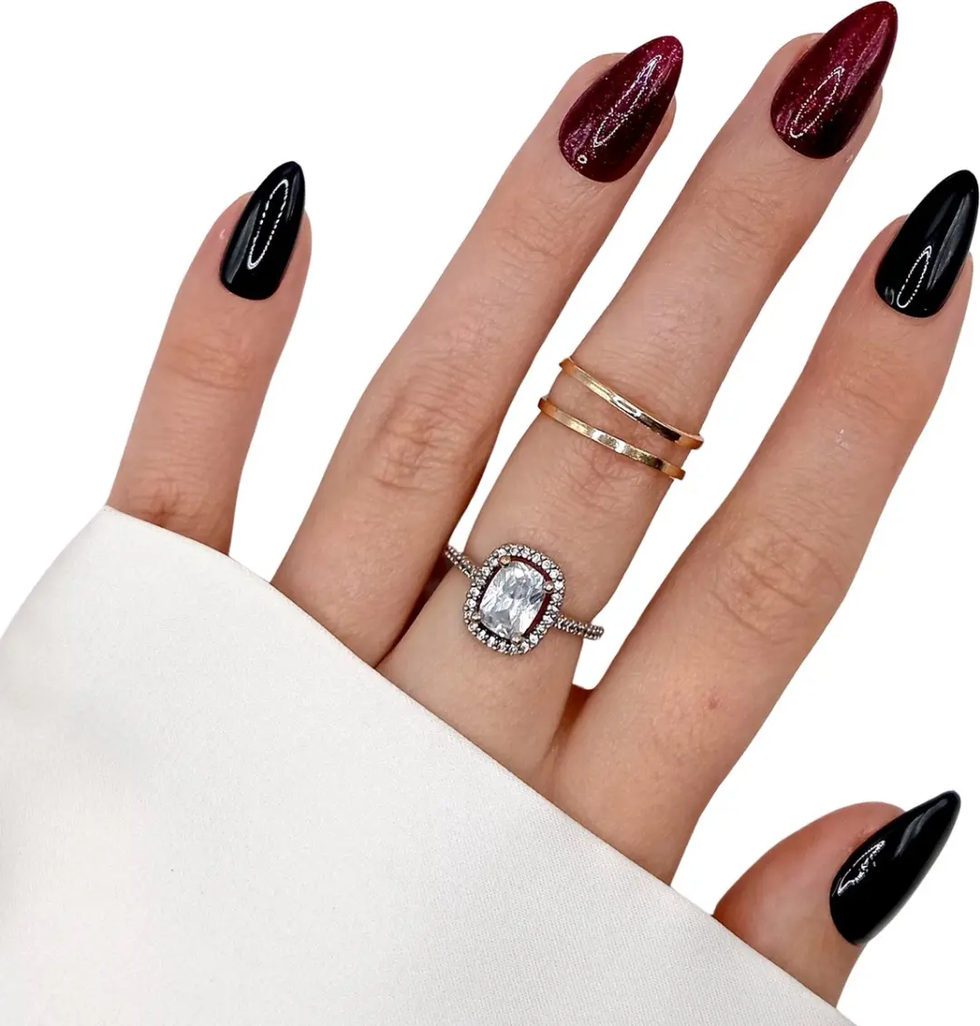 SD Press on Nails B-185 Plaknagels Stiletto - 20 Stuks - Zwart Rode Glans