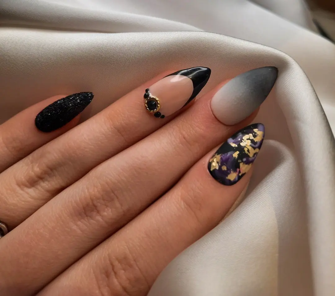 SD Press on Nails No. 117 Bewitched Plaknagels - 20 Stuks - Zwart - Medium Stiletto