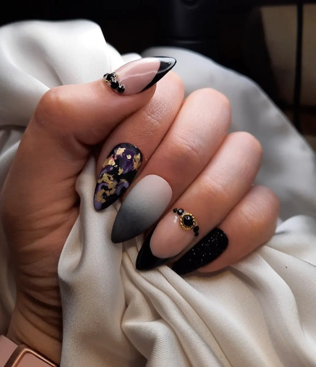 SD Press on Nails No. 117 Bewitched Plaknagels - 20 Stuks - Zwart - Medium Stiletto