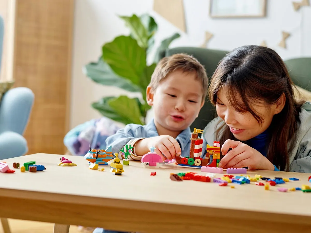 LEGO Classic Creatief Zeeplezier 11018 - 333 Stukken